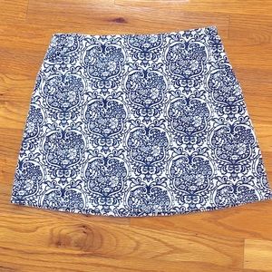 Short small linen skirt